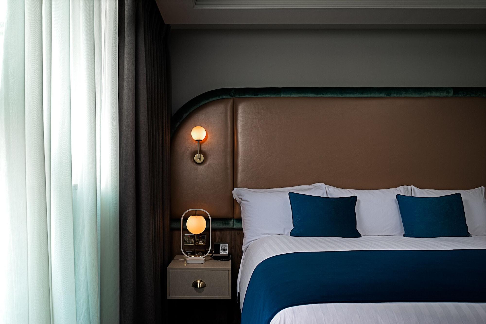 The Savoy 5*
